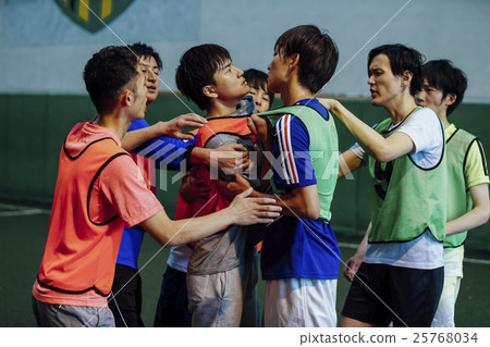 Futsal Brawl 25768034