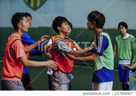Futsal Brawl 25768067