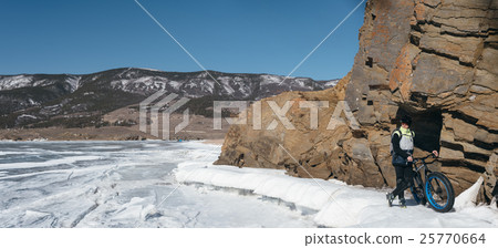 Fatbike fat bike or fat-tire bike  25770664