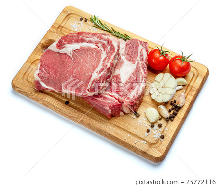 Uncooked organic shin of beef meat Uncooked organic shin of beef meat 25772116