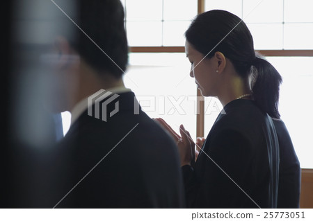 親戚的形象 親戚的形象 25773051