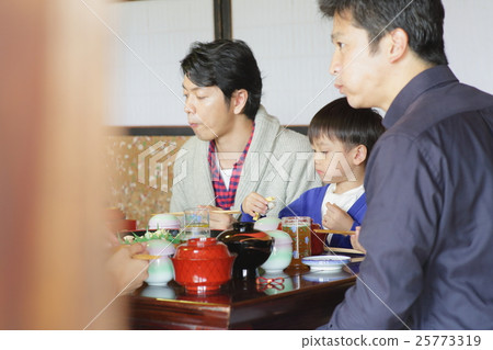 Race of the New Year image Race of the New Year image 25773319