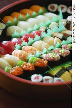 Sushi image 25773502