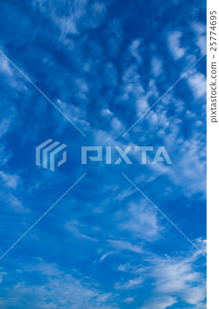 Sky and clouds in the morning of October (Blue more vertical with retouching) Sky and clouds in the morning of October (Blue more vertical with retouching) 25774695