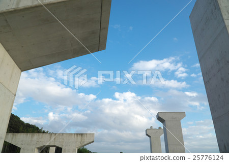 Viaduct of highway No. 23 extension work 25776124
