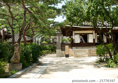 Unhyeongung palace in Seoul Korea 25776397