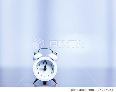 White Retro alarm clock White Retro alarm clock 25776935