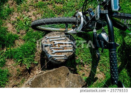 Tools, instrument for repairing bike Tools, instrument for repairing bike 25779333
