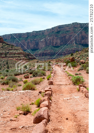 Descending the Kaibab trial Descending the Kaibab trial 25782210