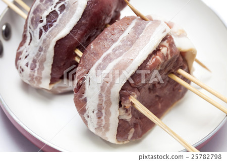 Tenderloin on a skewer Tenderloin on a skewer 25782798