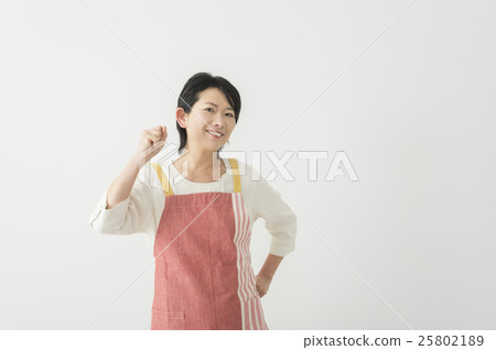 Motivated middle-class housewife Motivated middle-class housewife 25802189