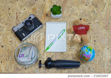 traveling element flat lay traveling element flat lay 25803067