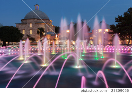 Haseki Hurrem Sultan Hamami and fountain, Istanbul 25809066