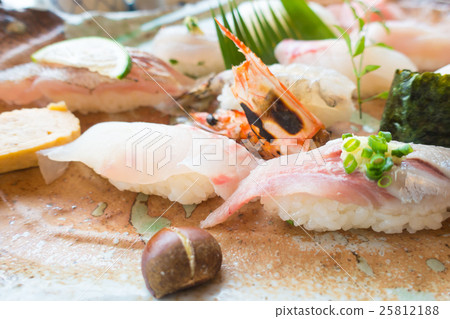 Assorted sushi Assorted sushi 25812188