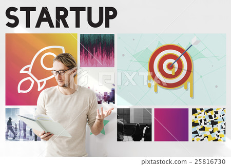Startup Launch Business Goals Rocketship Concept 25816730