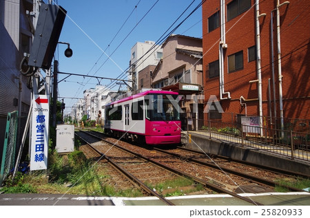 新Gengaizuka站和火車 25820933