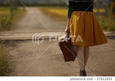 婦女旅行形象 25822693