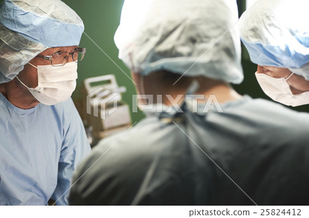 醫療手術圖像 25824412
