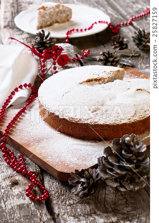 Christmas Pie with Powdered Sugar Christmas Pie with Powdered Sugar 25827159