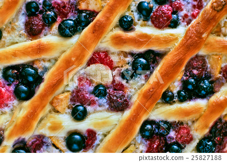 Open Weaving Sweet Pie Apples Currant Raspberry 25827188