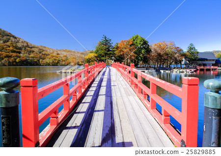 Akagi Shrine entrance 25829885