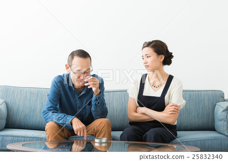 吸煙者和不吸煙者 25832340