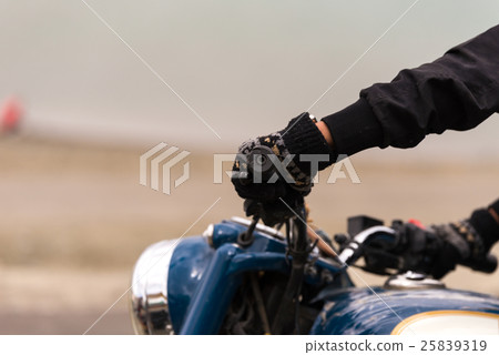 Biker handle close up Biker handle close up 25839319