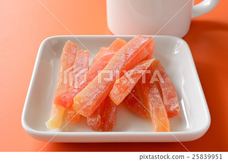 Dry papaya Dry papaya 25839951