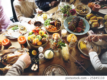 People Celebrating Thanksgiving Holiday Tradition Concept People Celebrating Thanksgiving Holiday Tradition Concept 25845110