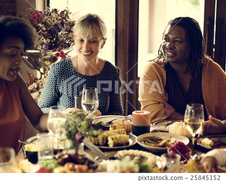 Thanksgiving Celebration Tradition Family Dinner Concept Thanksgiving Celebration Tradition Family Dinner Concept 25845152