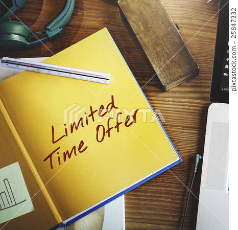 Shopping Tag Handwriting Words Note Concept Shopping Tag Handwriting Words Note Concept 25847332