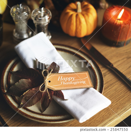 Maple Leaf Thanksgiving Table Setting Concept 25847550