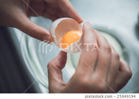蛋黃 25849194