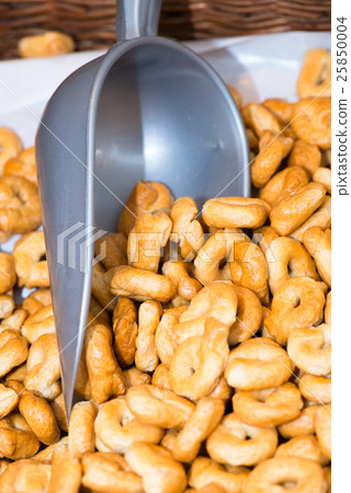 Traditional taralli from Italy 25850004