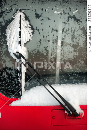 Frosted glass red bus 25850345