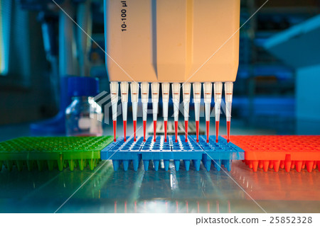 multi pipette in microbiology laboratory 25852328