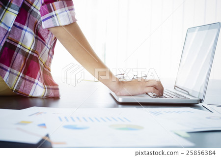 Business woman working with new startup project in modern cowork 25856384