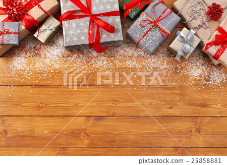 Christmas decoration, gift boxes and garland frame Christmas decoration, gift boxes and garland frame 25858881