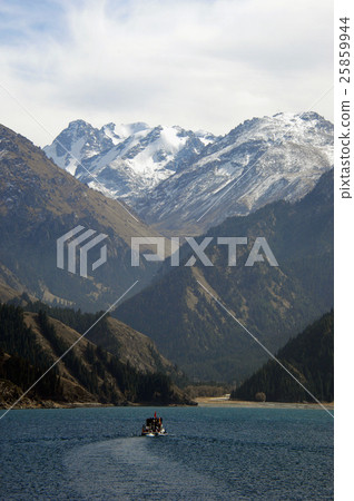 天池（中國新疆自治區Ura Ruki Q） 25859944