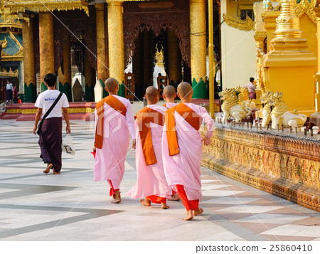 People at Shwedagon Pagoda People at Shwedagon Pagoda 25860410