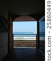 在海面前的走廊 25860449
