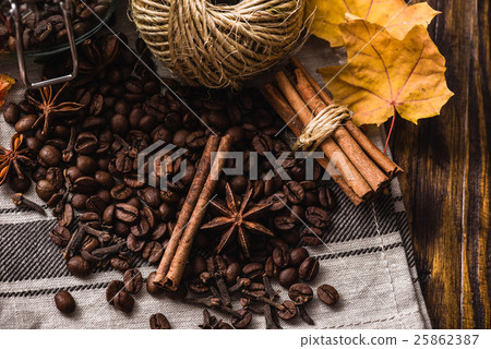 Autumn spices with coffee beans on the table Autumn spices with coffee beans on the table 25862387