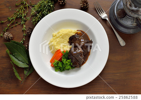 Braised beef cheek meat / Braised Ox Cheek Braised beef cheek meat / Braised Ox Cheek 25862588