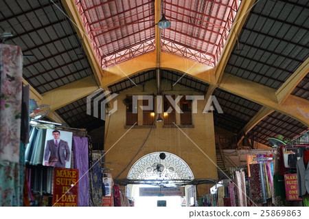 Ben Thanh Market 25869863