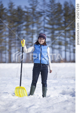 一個女人下雪了 25871589