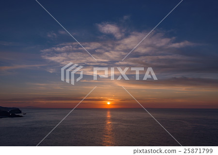 Sunset at Shiretoko Peninsula 25871799