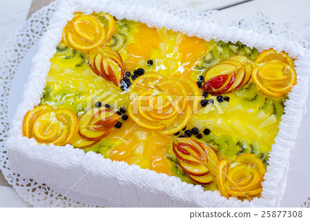 Top view of colorful cake. 25877308