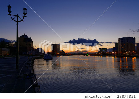 日落和周圍的風景玩偶橋樑 日落和周圍的風景玩偶橋樑 25877831