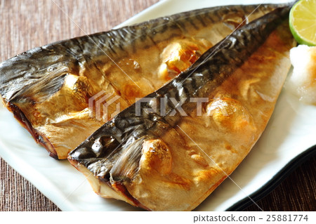烤魚 25881774