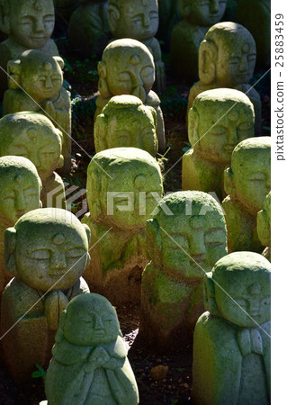 Kanazawa City Liaoning Temple Stone Buddha group 25883459